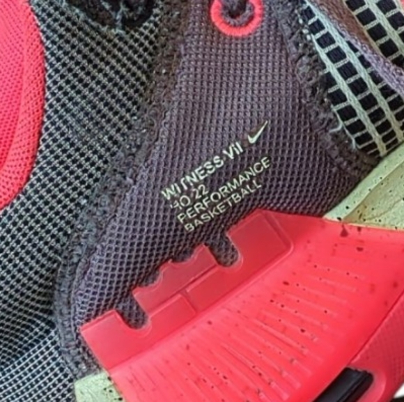 Nike LeBron Witness 7 VII Crimson Alligator Volt 2022, Basketball Sneaker Size 8 - Picture 13 of 13